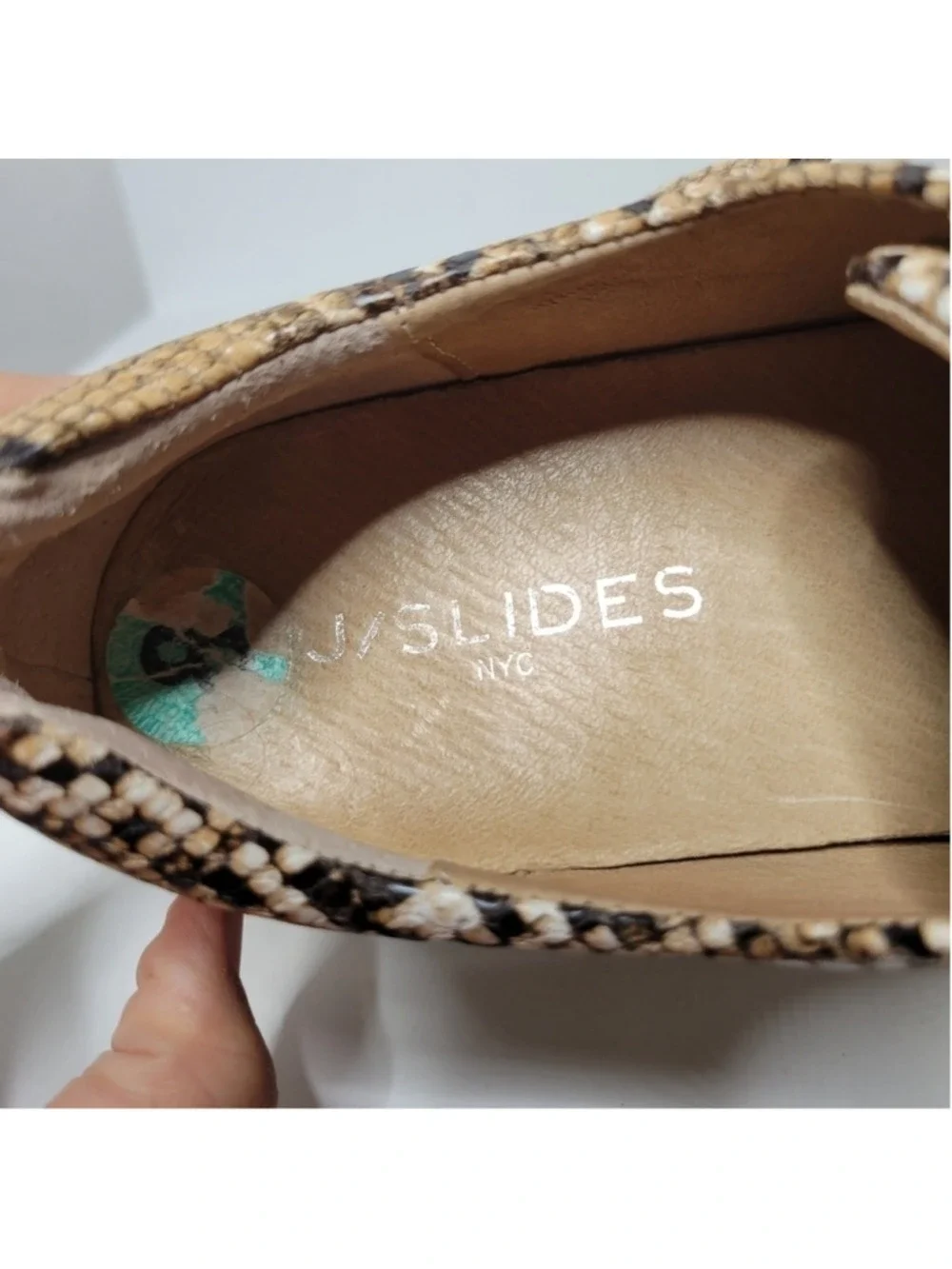 J/Slides Snake Embossed Platform Sneakers Size 8.5